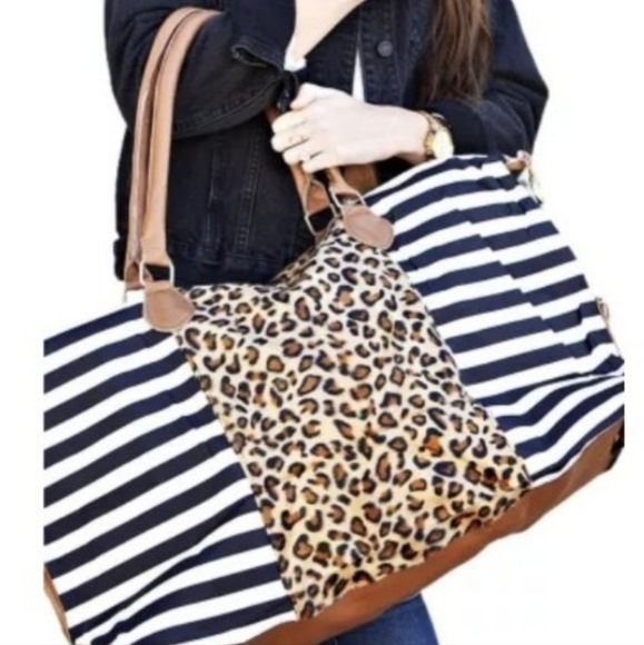 Leapard weekend bag - Picture 2 of 2